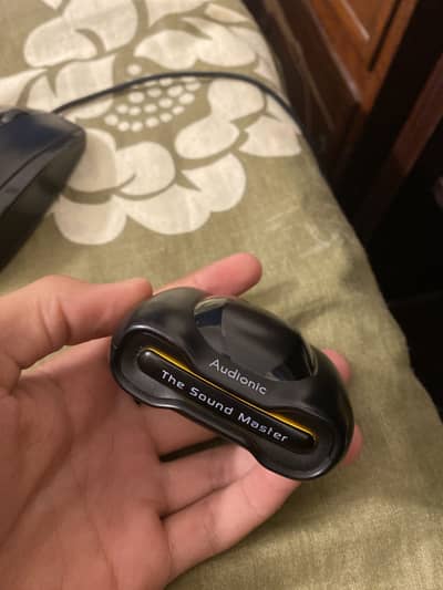 Audionic earbuds