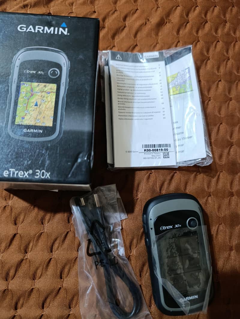 GPS NAVIGATION TRACKER 3
