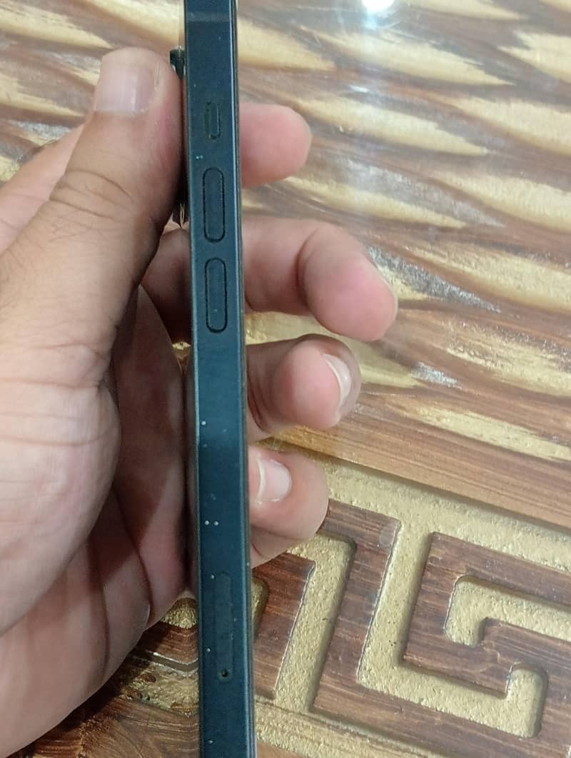 Apple iPhone 14 2