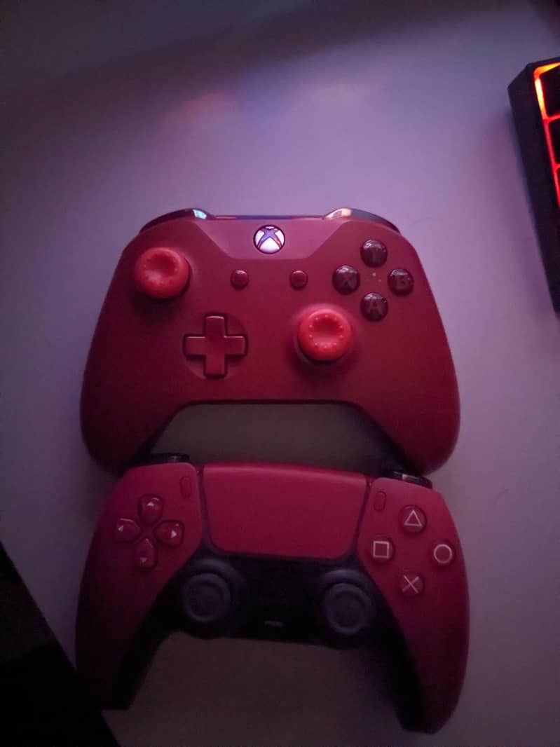 Xbox One Original Controller (Cherry Red Edition) 0