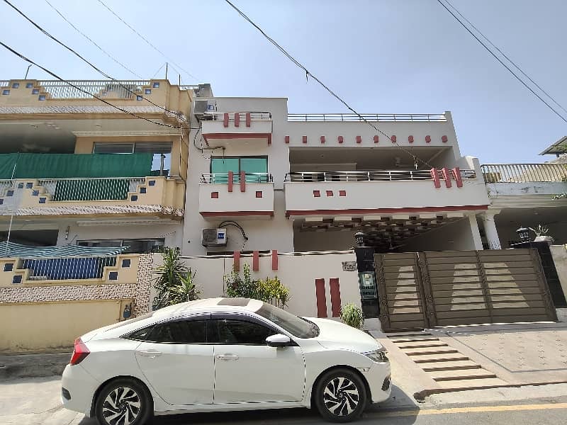 Owner Construction Solid House 33
