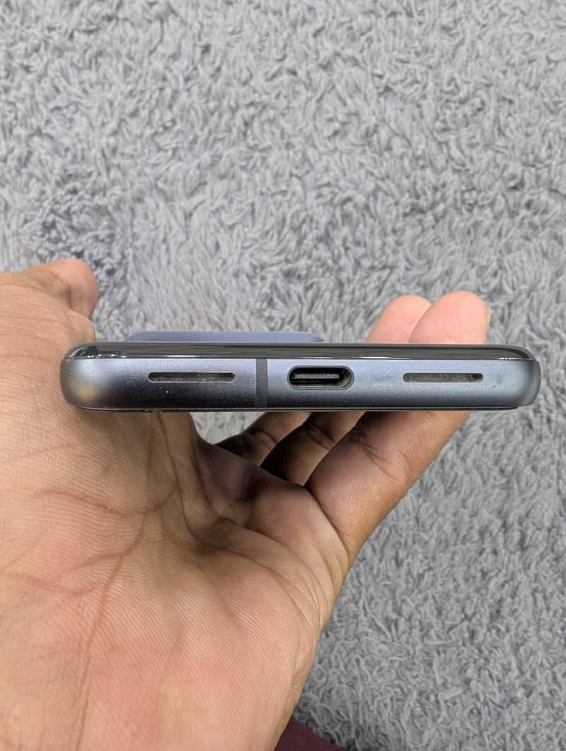 Google Pixel 8 2