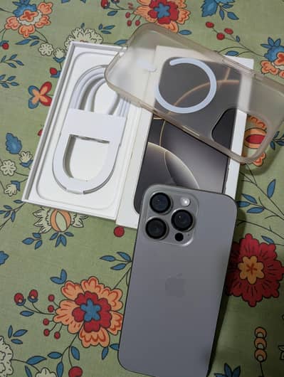 Apple iPhone 16 Pro