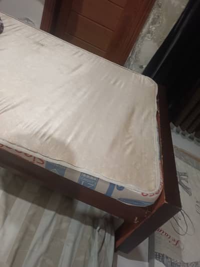 2 mattresses -Diamond foam
