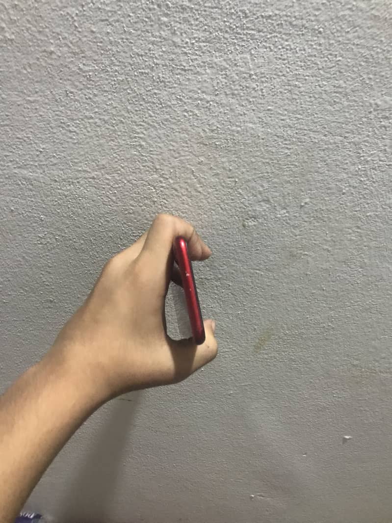 Apple iPhone 7 3