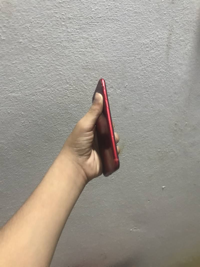 Apple iPhone 7 4