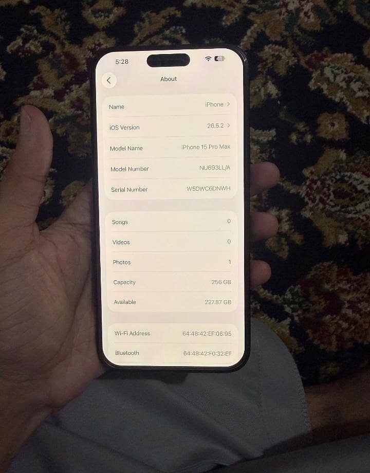 Apple iPhone 15 Pro Max 2