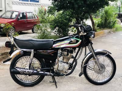 Honda CG-125 (Model 2016) Total Genuine