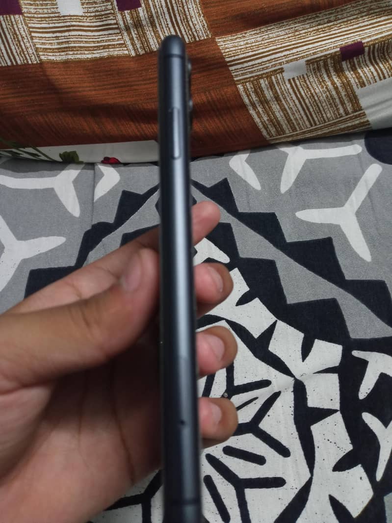 Apple iPhone 11 1
