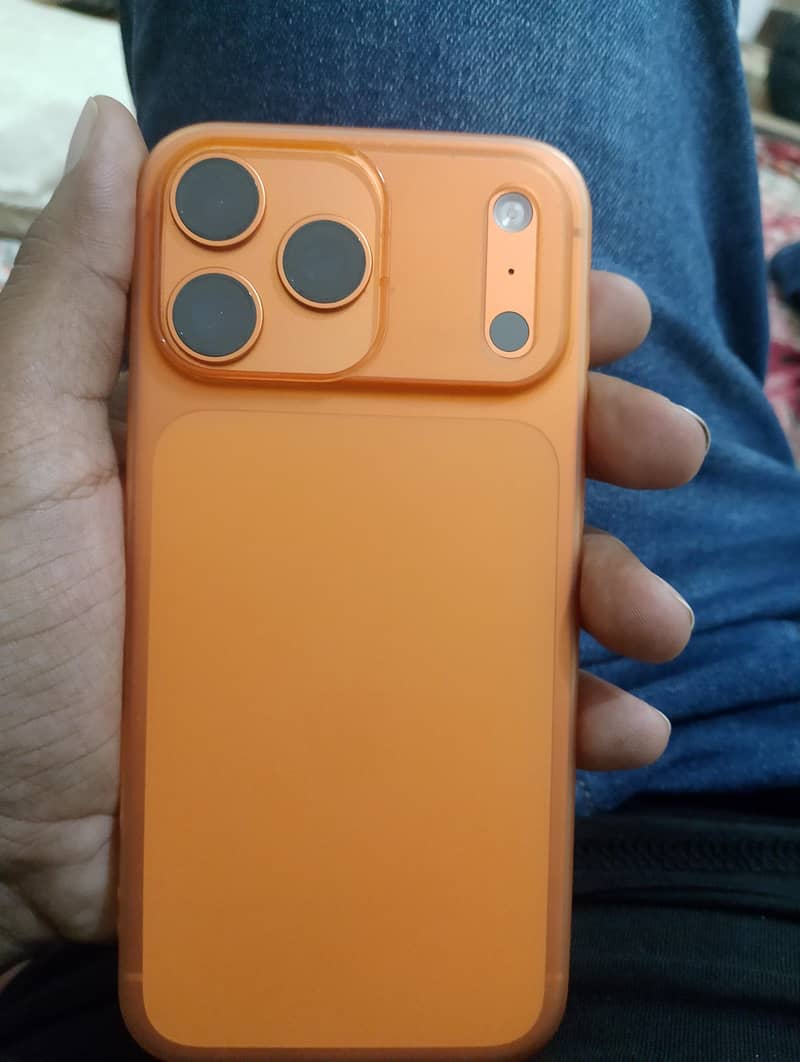 Apple iPhone 17 Pro Max 3