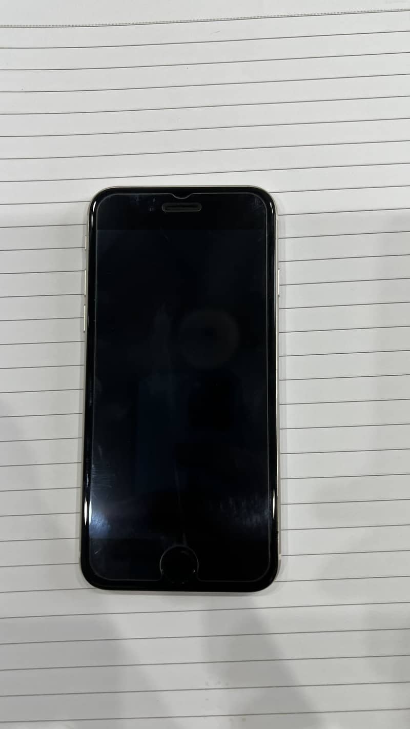 Apple iPhone SE 3 3