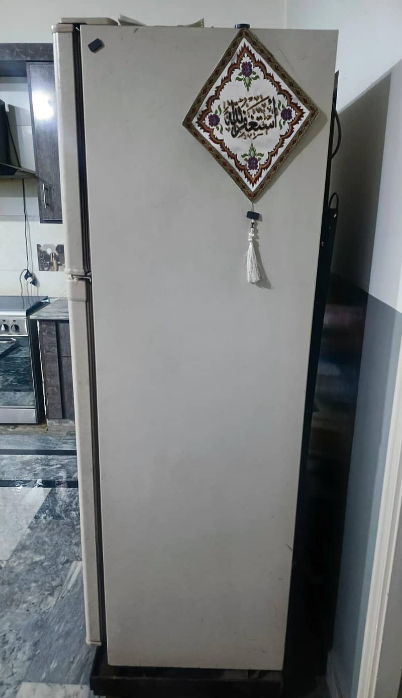 dawlance fridge 2