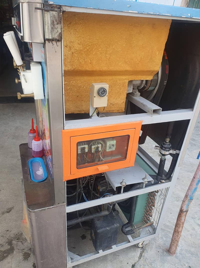 Ice cream machine 1