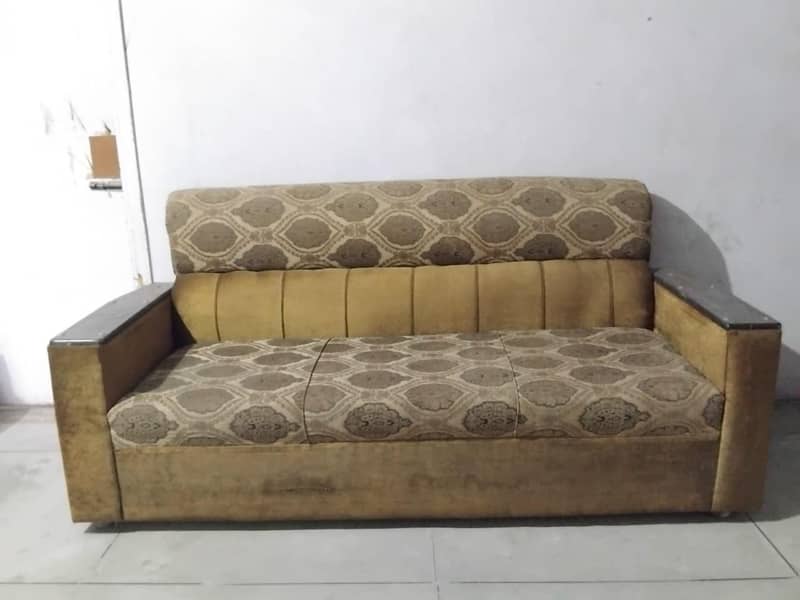 Used sofa 4