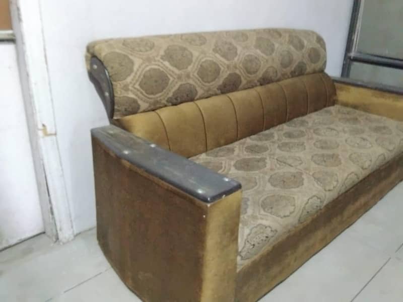 Used sofa 6