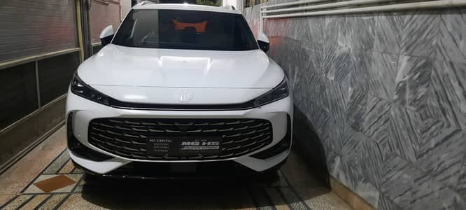 MG HS PHEV & Super Hybrid & Petrol 2026 Brand New