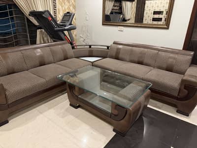 L shaped sofa with table