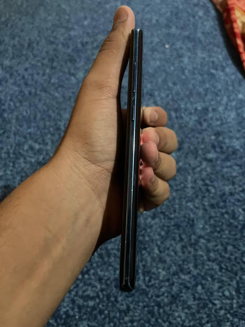 Samsung Mobile Note 8 3