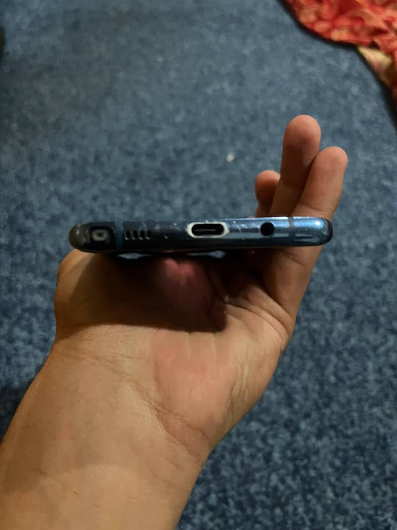 Samsung Mobile Note 8 6