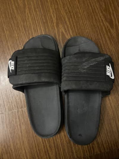 Nike slippers