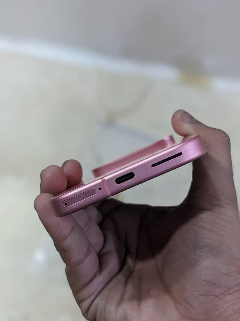 Google Pixel 9 8