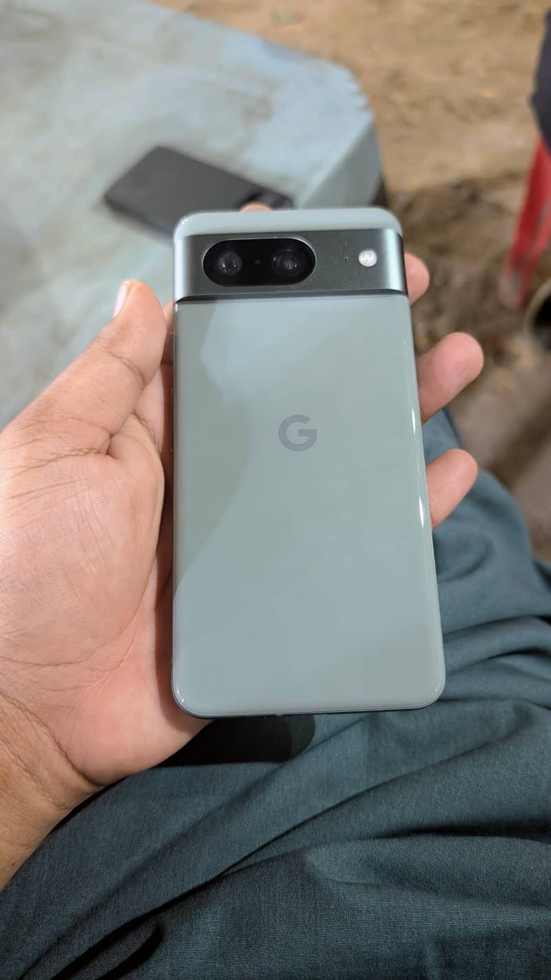 Google Pixel 8 3