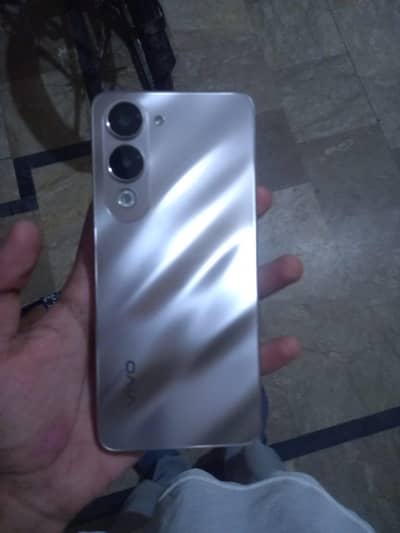 Vivo Y04