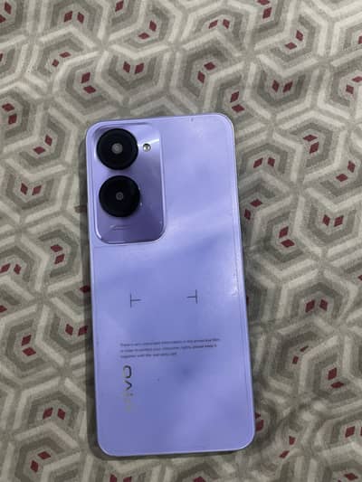 Vivo Y28s