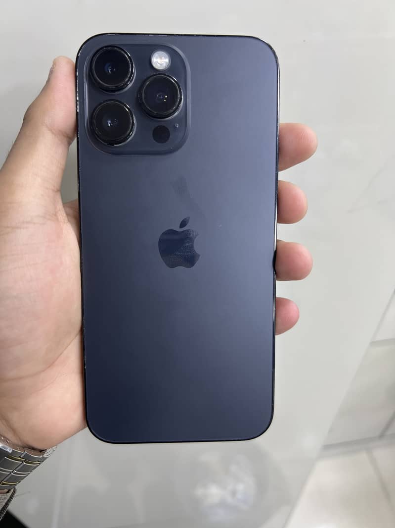 Apple iPhone 14 Pro Max 3