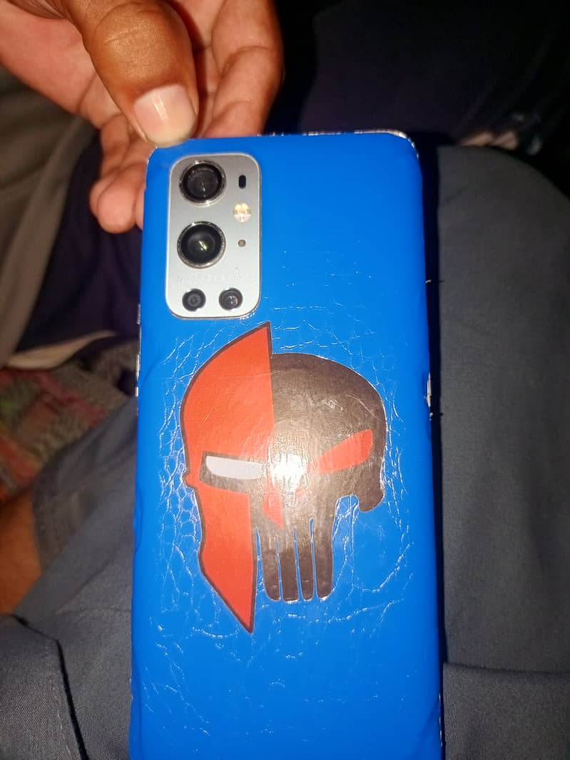 One Plus 9 Pro 6
