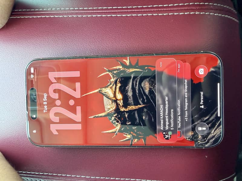 Apple iPhone 16 Pro Max 2