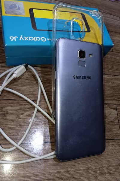 Samsung Mobile J6