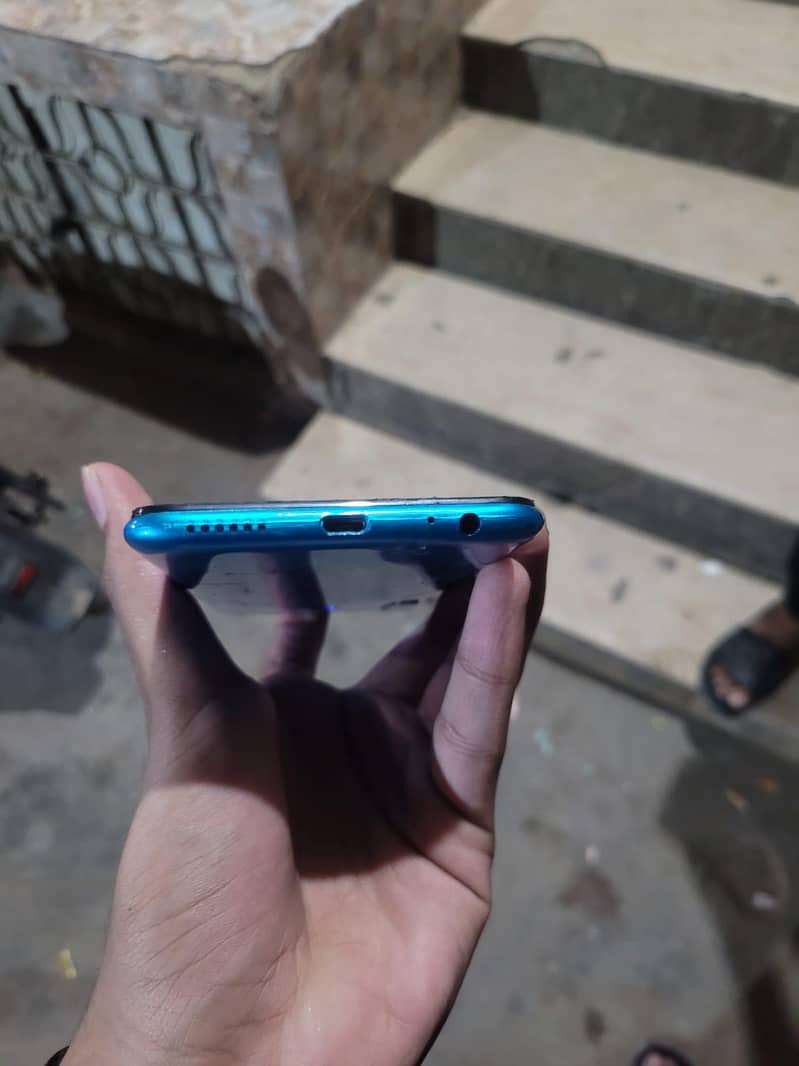 Tecno Spark 4 4