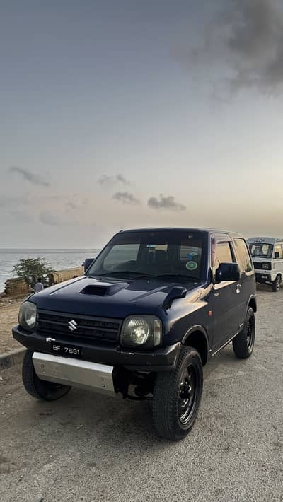 Suzuki Jimny 2010