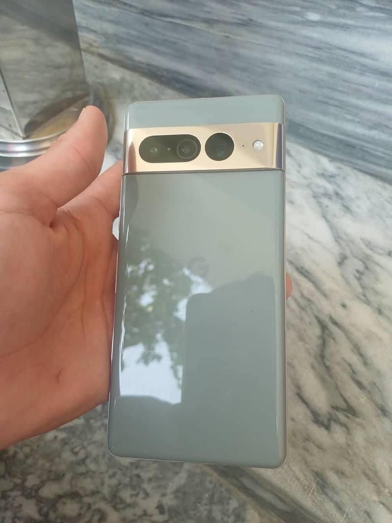 Google Pixel 7 Pro 8