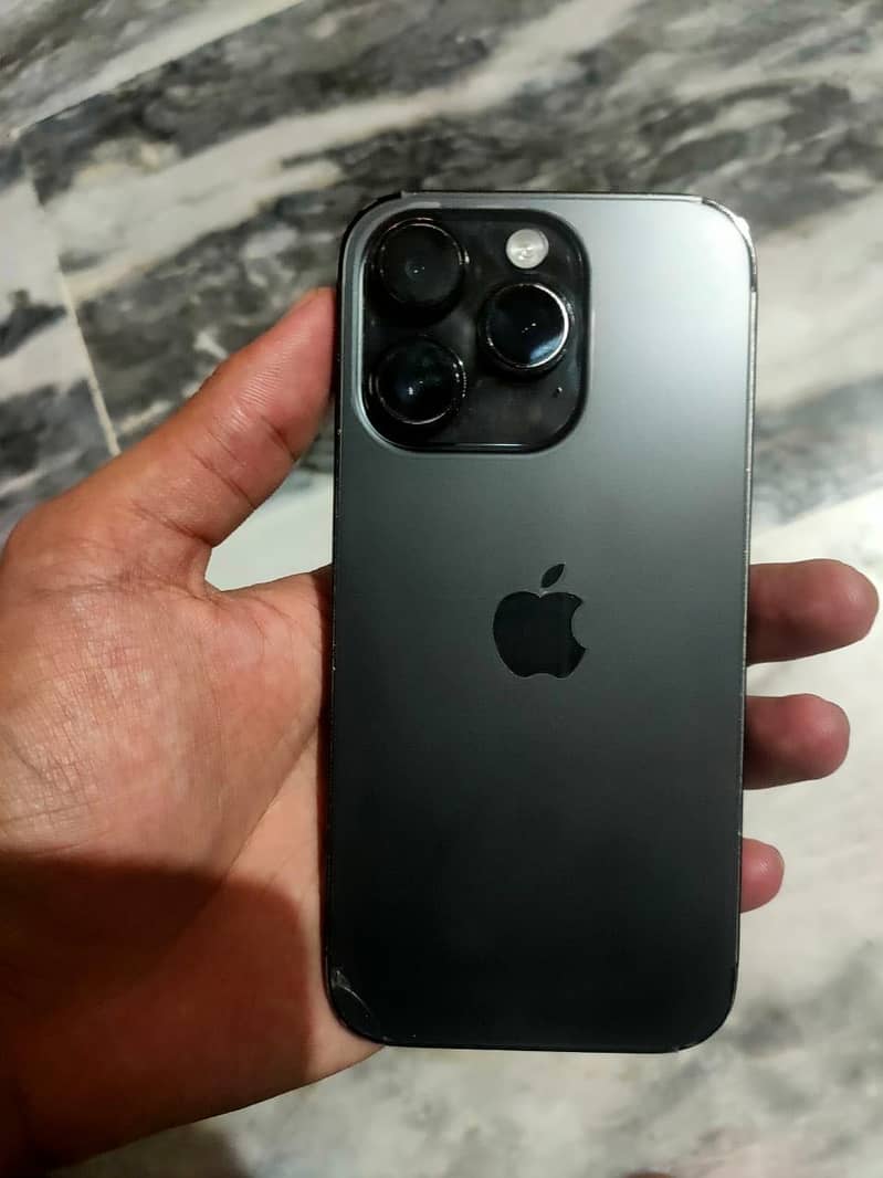 Apple iPhone 14 Pro 4