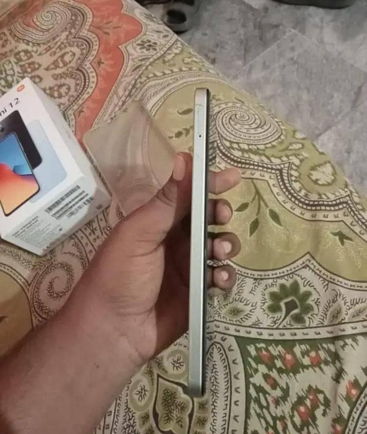 Realme Note 60x 4