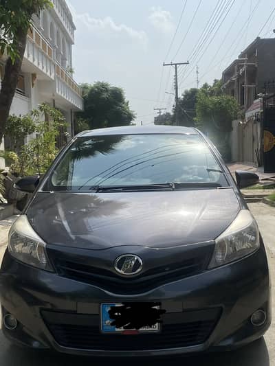 Toyota Vitz 2012