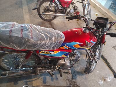 honda cd 70 2026 model all punjab number lgaa howa hy new condition hy