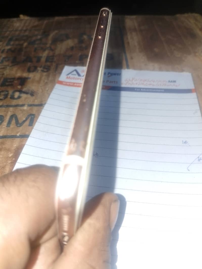 Apple iPhone 8 Plus 1