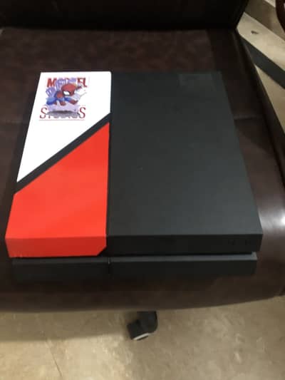 PLAYSTATION 4 500gb , 3 DUAL SHOCK CONTROLLERS, 2 DICS