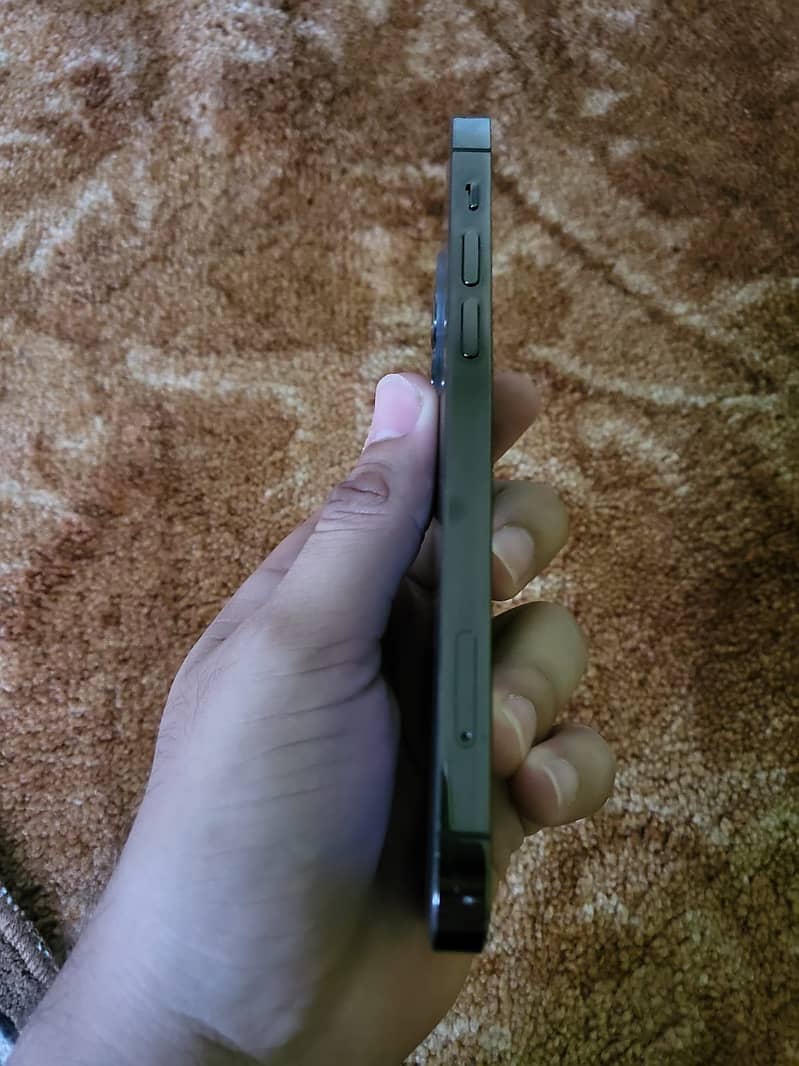 Apple iPhone 12 Pro 5