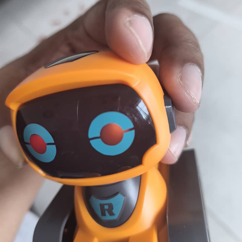 Tracking Robot on Wheels 6