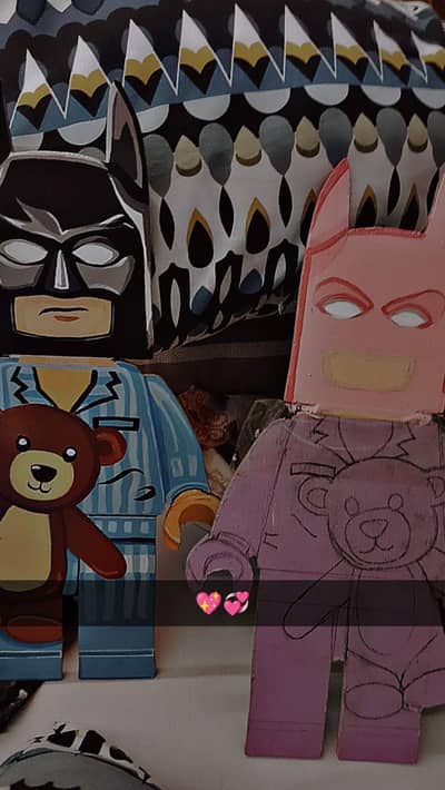 BATMAN  WOOD FIGURE