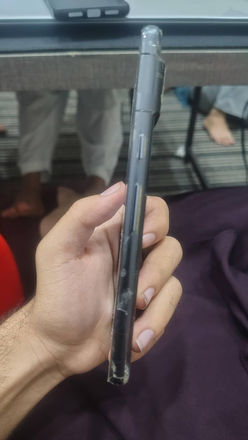 Google Pixel 7 4