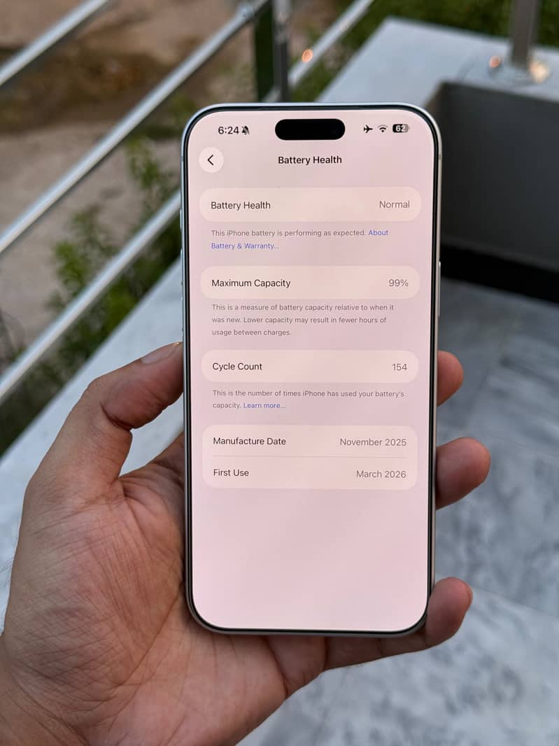 Apple iPhone 17 Pro Max 3