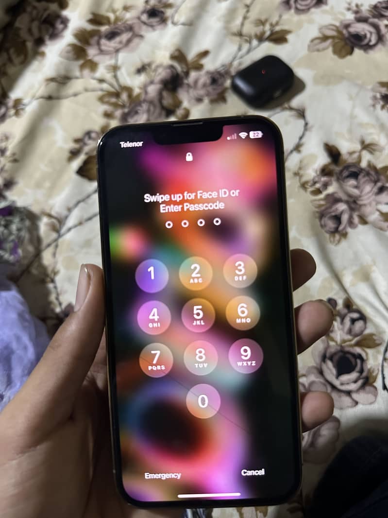 Apple iPhone 13 Pro 1