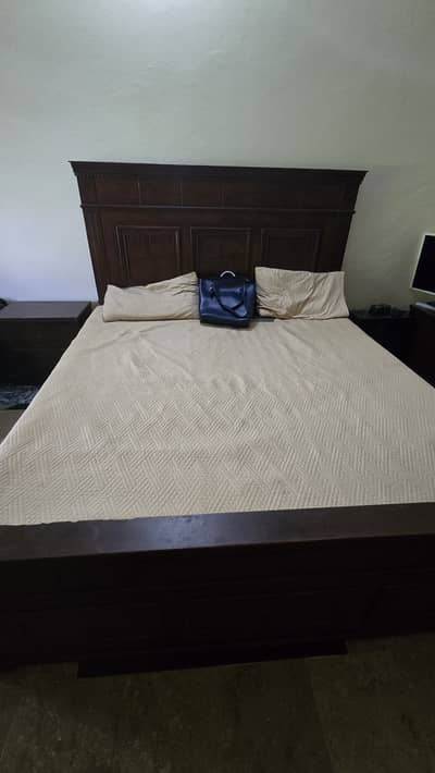 Double Bed With Dressing Table mattress and side Tables