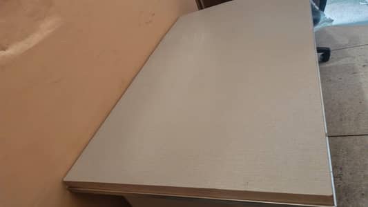 office table cloth condition 9/10