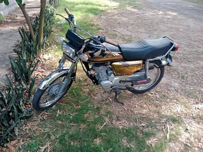 Honda CG125 Self Gold Edition 2025 Model For Sale in Sialkot